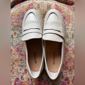 New Women's Bottero Off White Loafers Size 6